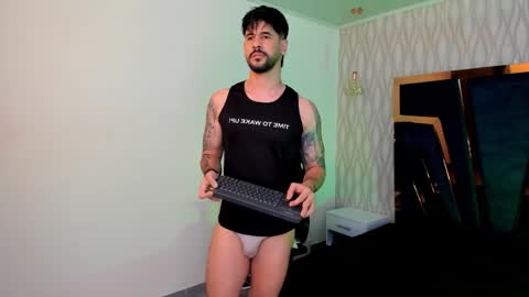 Snapshot of petesevans_1 chatting on 23, 10, 2025 PETES EVANS new account online show from 23, 10, 2025
