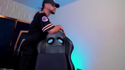 PETES EVANS new account online show from 22, 12, 2025