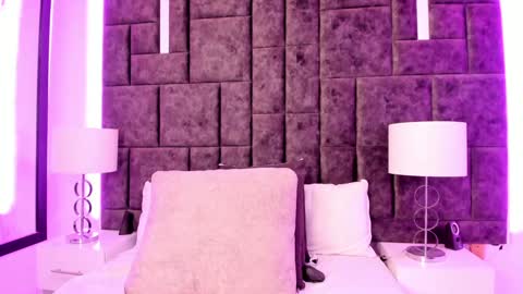 Snapshot of petit_rosseowo chatting on 5, 2, 2025 Im Rosse but u can call me Rossie or Rosita . online show from 5, 2, 2025