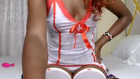 Snapshot of petite_freakette chatting on 31, 5, 2026 Moon online show from 31, 5, 2026