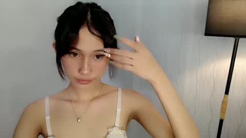 Snapshot of petite_japanese111 chatting on 18, 12, 2024 petite_japanese111 online show from 18, 12, 2024