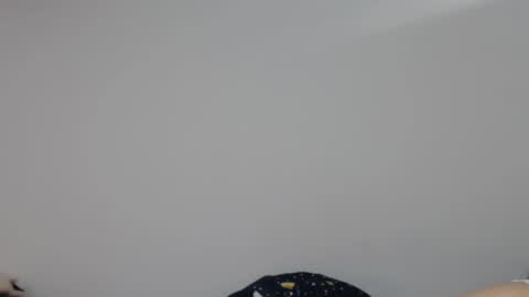 Snapshot of petite_kurly_qt chatting on 23, 12, 2024 loli online show from 23, 12, 2024