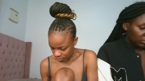 Snapshot of petite_luxe1 chatting on 14, 7, 2026 Luxe online show from 14, 7, 2026
