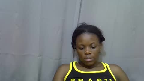 petite_melan online show from 23, 9, 2025