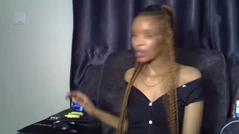 petite_melinda online show from 24, 7, 2026