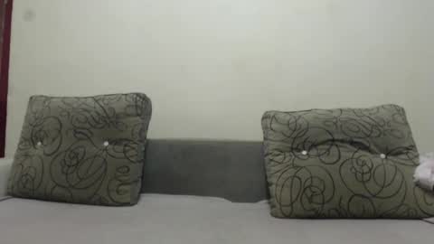 Snapshot of petite_red95 chatting on 12, 11, 2025 cosmina online show from 12, 11, 2025