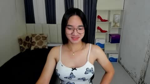 bigcock Marian online show from 8, 1, 2026