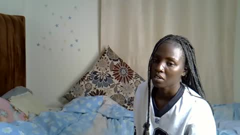 Snapshot of petitekittyy chatting on 4, 2, 2026 Kitty online show from 4, 2, 2026