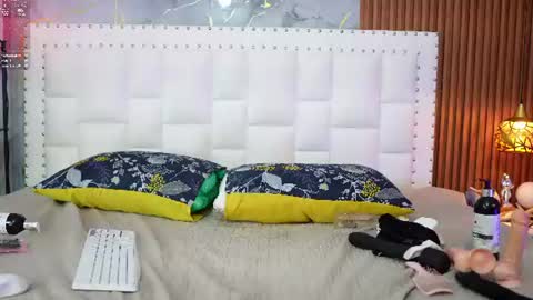 Snapshot of petitelittlemissy chatting on 10, 6, 2026 petitelittlemissy online show from 10, 6, 2026