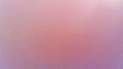 Snapshot of petitequeen099 chatting on 4, 4, 2026 QueP online show from 4, 4, 2026