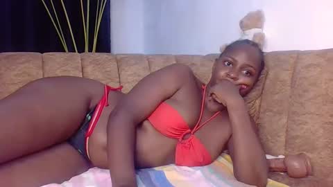Snapshot of petiterissa chatting on 18, 2, 2025 RISSA online show from 18, 2, 2025