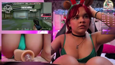 Snapshot of petitesally_ chatting on 21, 12, 2024 Sally online show from 21, 12, 2024