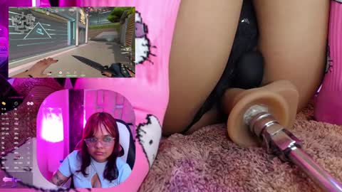 Snapshot of petitesally_ chatting on 8, 1, 2025 Sally online show from 8, 1, 2025