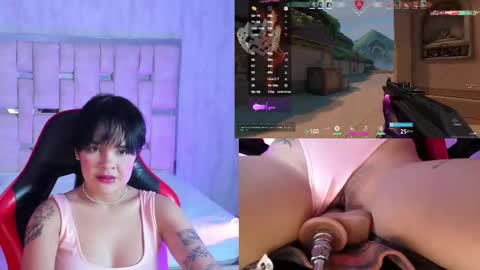 Snapshot of petitesally_ chatting on 9, 10, 2025 Sally online show from 9, 10, 2025