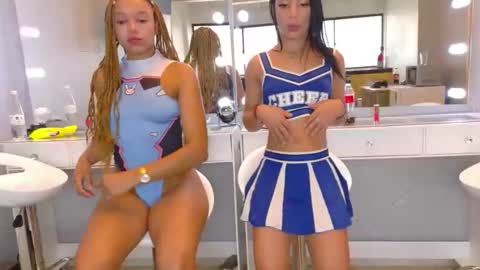 Snapshot of petitestrawberry18 chatting on 18, 2, 2026 Tip us ask our names online show from 18, 2, 2026