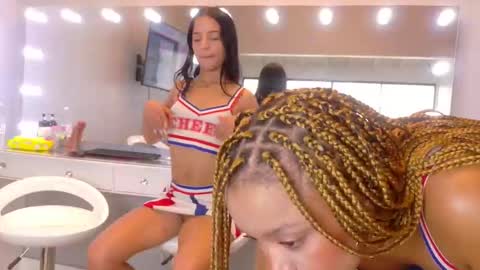 Snapshot of petitestrawberry18 chatting on 25, 2, 2026 Tip us ask our names online show from 25, 2, 2026