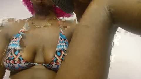 Snapshot of petitgirl88 chatting on 7, 6, 2026 petitgirl88 online show from 7, 6, 2026