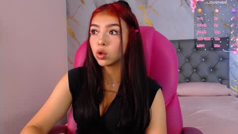 Snapshot of pettit_courtny chatting on 8, 2, 2025 Pettit Courtny online show from 8, 2, 2025