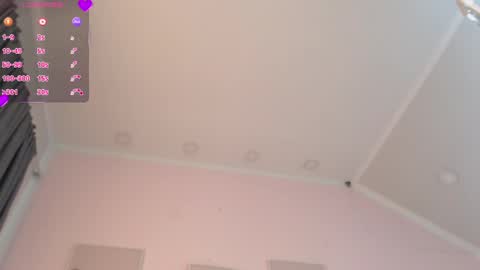 Snapshot of pettit_courtny chatting on 9, 2, 2025 Pettit Courtny online show from 9, 2, 2025