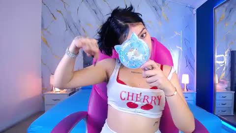 Snapshot of pettit_courtny chatting on 27, 2, 2025 Pettit Courtny online show from 27, 2, 2025