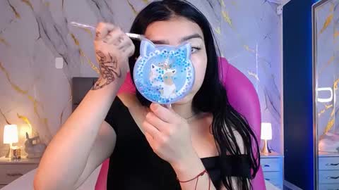 Snapshot of pettit_courtny chatting on 6, 3, 2025 Pettit Courtny online show from 6, 3, 2025