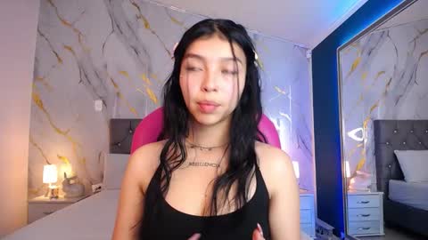 Snapshot of pettit_courtny chatting on 8, 3, 2025 Pettit Courtny online show from 8, 3, 2025