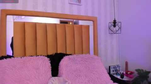 Snapshot of pettit_courtny chatting on 11, 10, 2025 Pettit Courtny online show from 11, 10, 2025