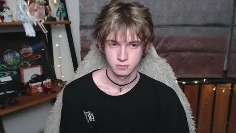 Snapshot of pexxide chatting on 23, 4, 2026 soren online show from 23, 4, 2026