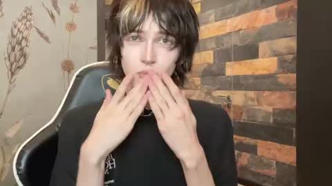 Snapshot of pexxide chatting on 23, 7, 2026 soren online show from 23, 7, 2026