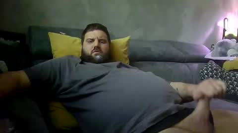 Snapshot of pglusic chatting on 31, 3, 2026 pglusic online show from 31, 3, 2026