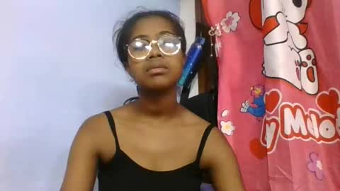 Snapshot of phania185885 chatting on 9, 6, 2026 phania185885 online show from 9, 6, 2026