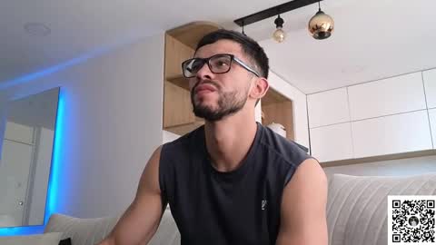 phantom_bigger1 online show from 13, 2, 2026