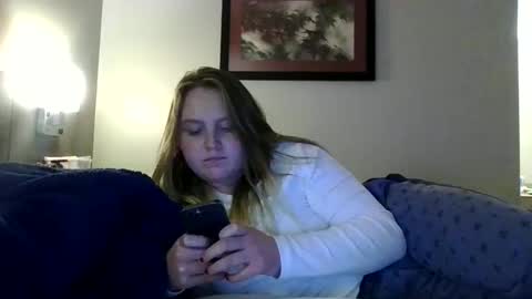 Snapshot of phatassblond chatting on 8, 12, 2024 PhatAssBlond online show from 8, 12, 2024
