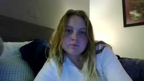 Snapshot of phatassblond chatting on 9, 12, 2024 PhatAssBlond online show from 9, 12, 2024