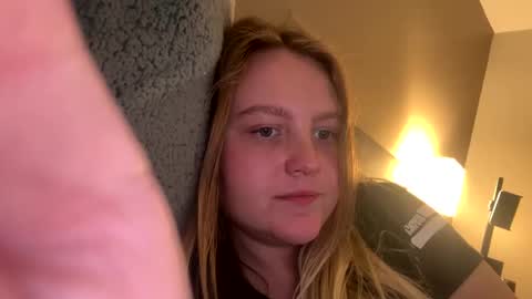 Snapshot of phatassblond chatting on 9, 12, 2024 PhatAssBlond online show from 9, 12, 2024