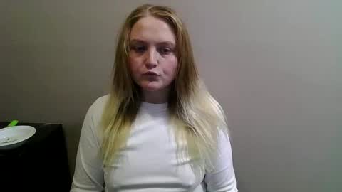 Snapshot of phatassblond chatting on 14, 12, 2024 PhatAssBlond online show from 14, 12, 2024