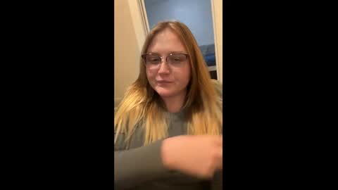 Snapshot of phatassblond chatting on 10, 1, 2025 PhatAssBlond online show from 10, 1, 2025
