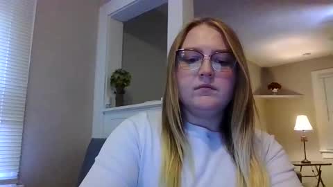 Snapshot of phatassblond chatting on 6, 2, 2025 PhatAssBlond online show from 6, 2, 2025