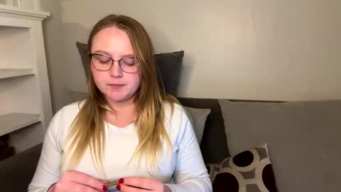 Snapshot of phatassblond chatting on 7, 2, 2025 PhatAssBlond online show from 7, 2, 2025