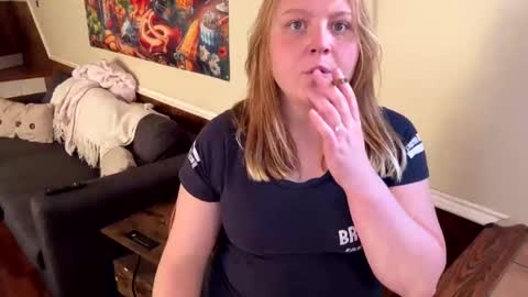 Snapshot of phatassblond chatting on 28, 9, 2025 PhatAssBlond online show from 28, 9, 2025