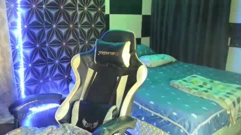 AJ online show from 14, 1, 2025