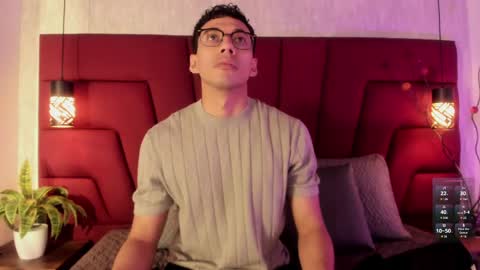 Milo online show from 13, 4, 2026