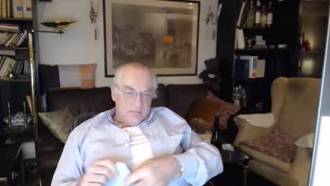 Snapshot of philoumis2 chatting on 16, 1, 2025 Philippe online show from 16, 1, 2025