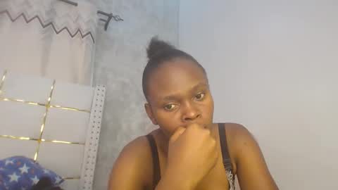 Snapshot of phoebe015 chatting on 7, 2, 2026 phoebe online show from 7, 2, 2026