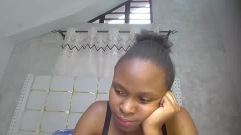 Snapshot of phoebe015 chatting on 2, 3, 2026 phoebe online show from 2, 3, 2026