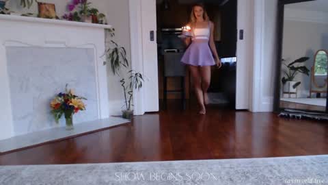 PHOENIX TAYLOR online show from 14, 1, 2025