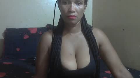 Snapshot of phoenixcandy chatting on 30, 1, 2025 phoenixcandy online show from 30, 1, 2025