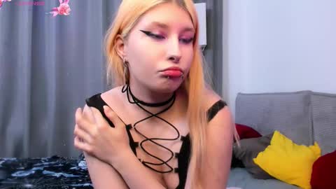 Phoenixvale Pls follow me online show from 30, 11, 2025