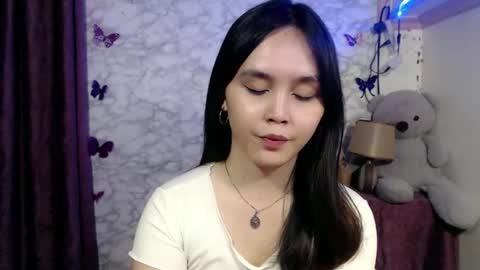 Ms Pia online show from 19, 4, 2026