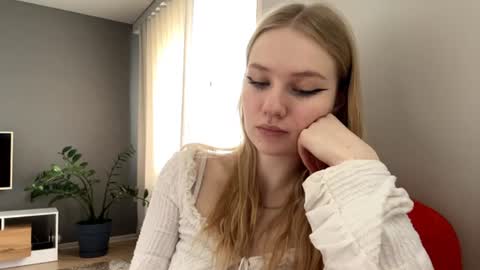 Kristie online show from 11, 6, 2026